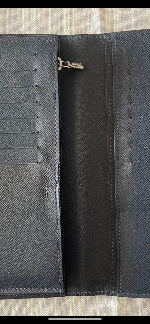 Louis Vuitton 二つ折り財布 ネイビー