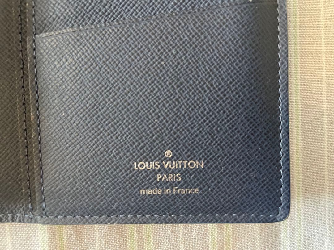 Louis Vuitton 二つ折り財布 ネイビー