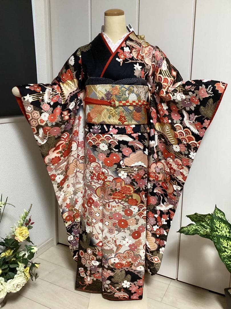黒地に古典柄の正絹振袖コーディネートセット 長襦袢　フルセット 身丈155