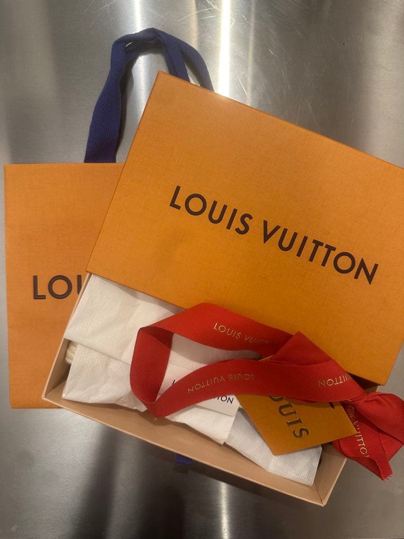 【値引き可】新品、未使用　ルイヴィトン グローブLVヘッドライン M77929