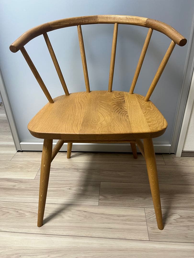 ブナ無垢材　アームチェア　丸脚