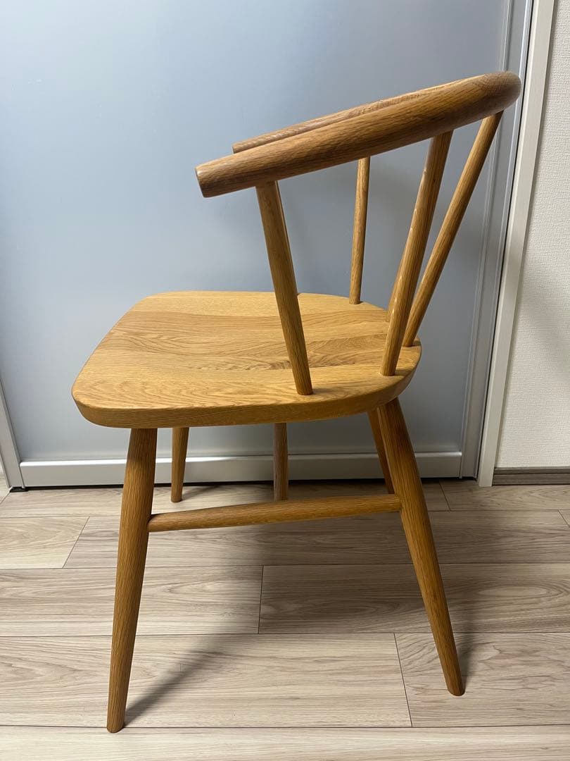 ブナ無垢材　アームチェア　丸脚