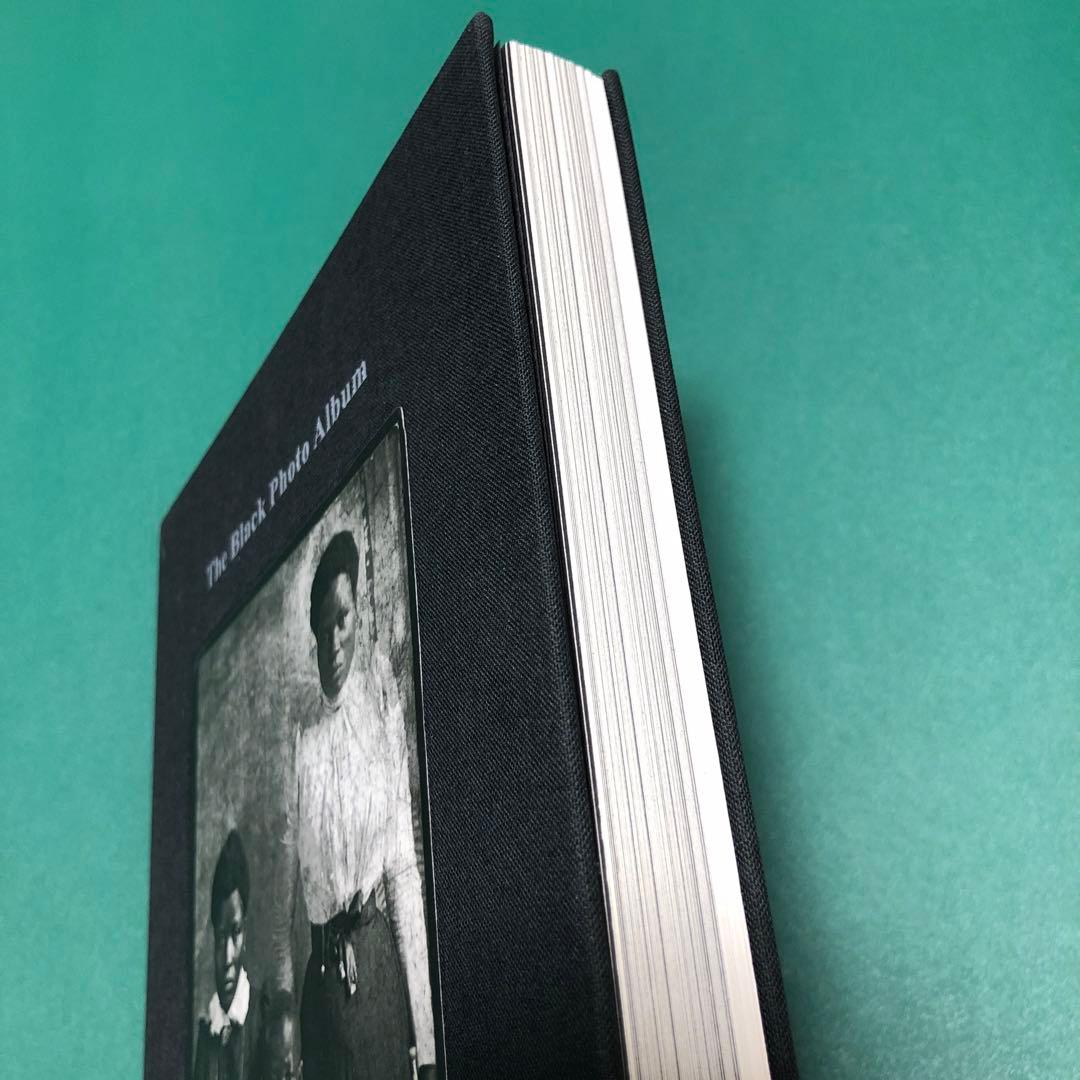 アート・デザイン・音楽 The Black Photo Album / Steidl