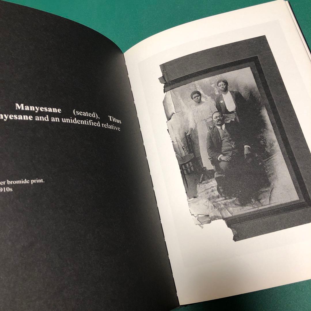 アート・デザイン・音楽 The Black Photo Album / Steidl