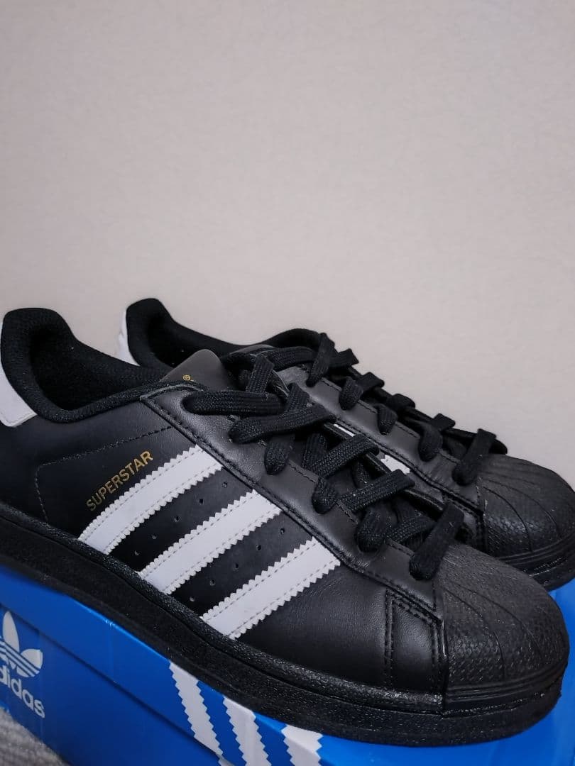 adidas SUPERSTAR ブラック/ホワイト 24.5