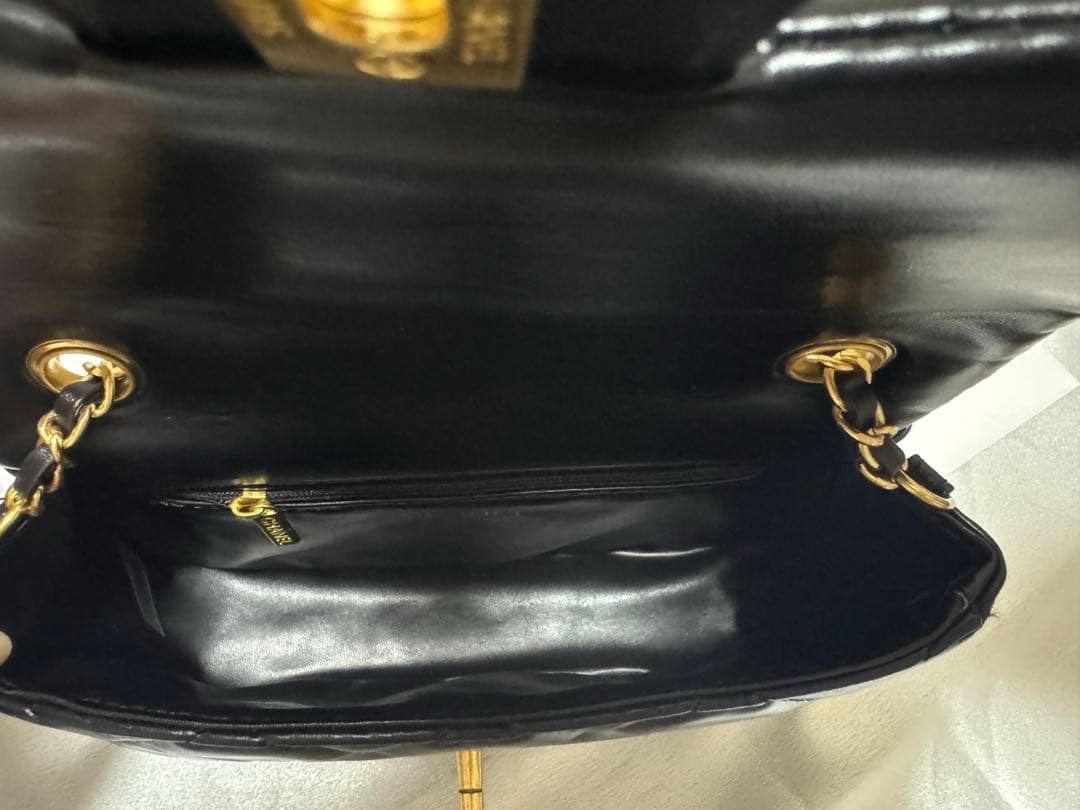 CHANEL キルティングショルダーバッグハートチェーン　ノベルティ