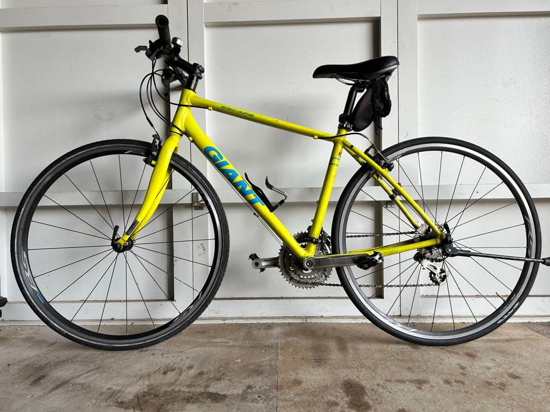 GIANT クロスバイク SHIMANO 24変速 ジャイアント シマノ