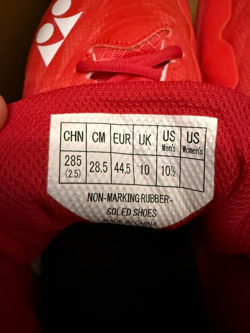 ヨネックス　バドミントンシューズ　エアラスZメン　赤　28.5cm