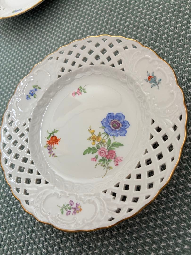 s*u様 マイセンの透かし彫り15cmプレート5枚セット