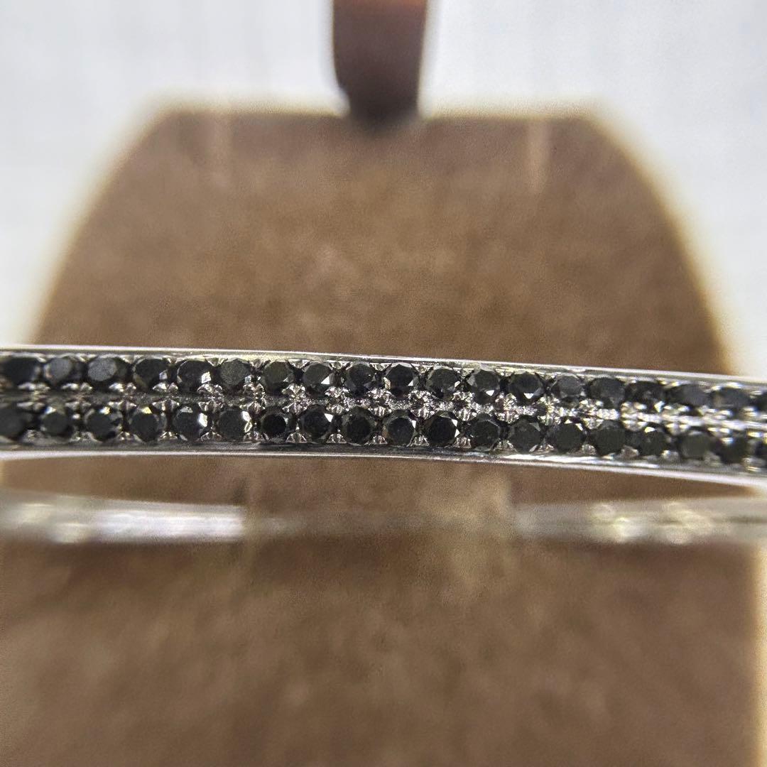18金　ホワイトゴールド　ブラックダイヤバングル　ユニセックス