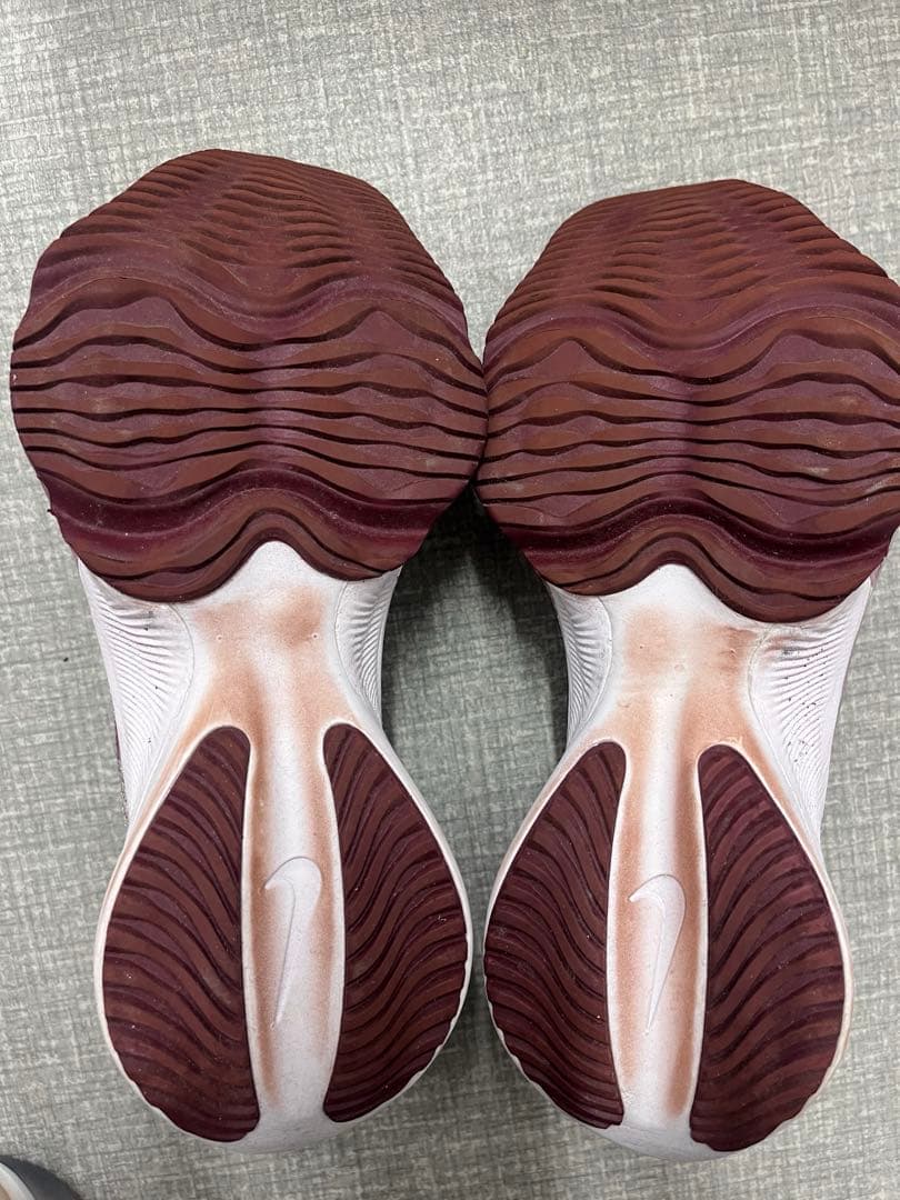 NIKEナイキ エア ズーム テンポ ネクスト% フライニット 23.5cm