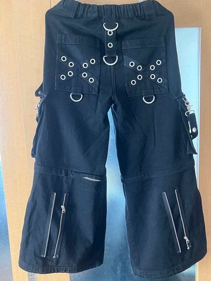 【瑠華】REFLEM ブラックカーゴパンツ 2way 未使用に近い