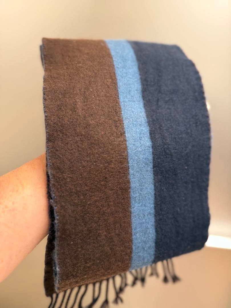 ルイビトン⭐️Vマークのウール&カシミア混紡マフラー