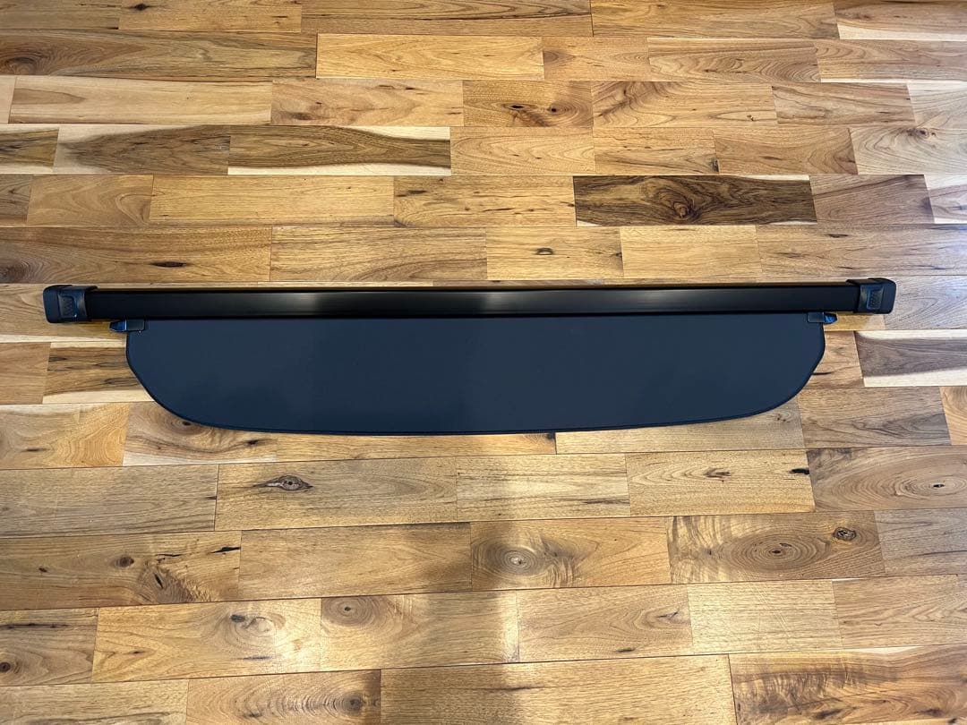 ハリアー80系　トヨタ純正トノカバー