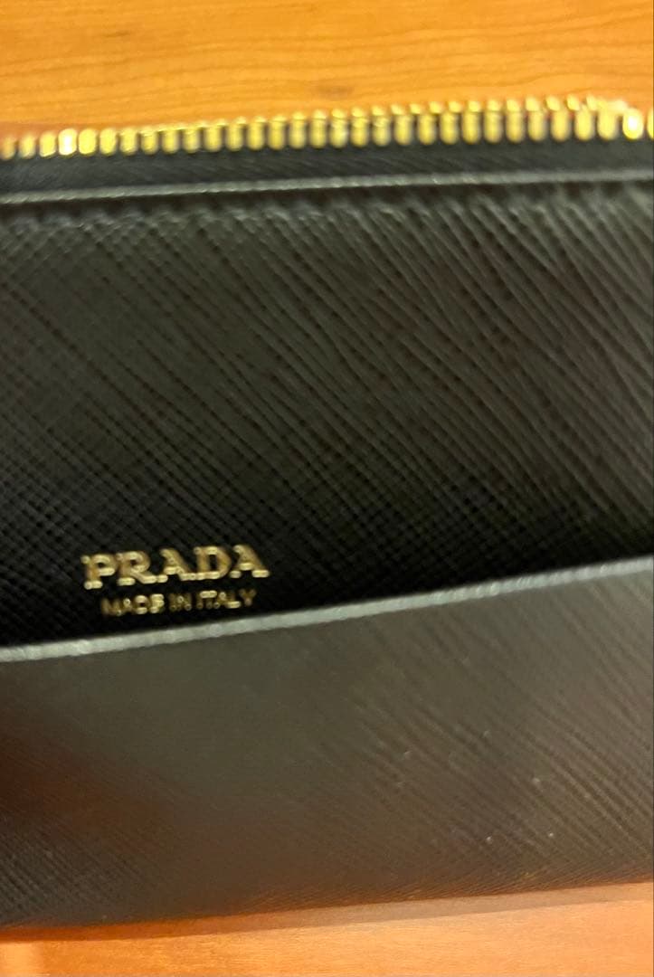 PRADA プラダ　サフィアーノ　カードケース　ロボット ブラック　ピンク