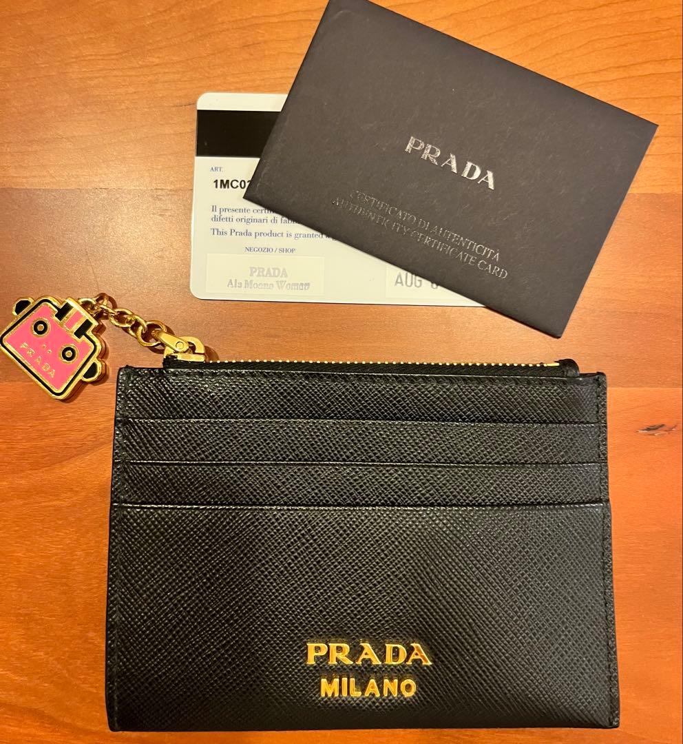 PRADA プラダ　サフィアーノ　カードケース　ロボット ブラック　ピンク