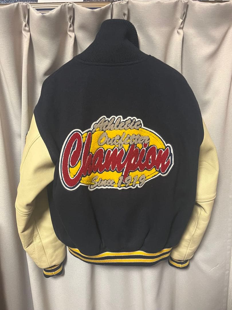 Champion スタジャン ネイビー/アイボリー