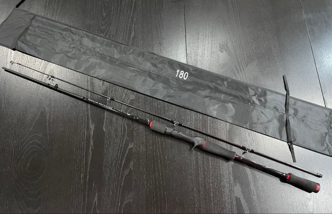 バス釣り2セット・ベイトロッド&リール(右巻)スピニングロッド&リール・ライン付