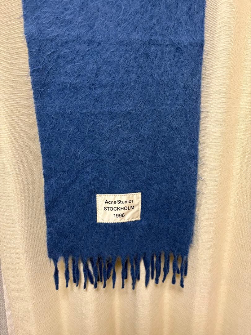 Acne Studios ブルー アルパカ フリンジ マフラー