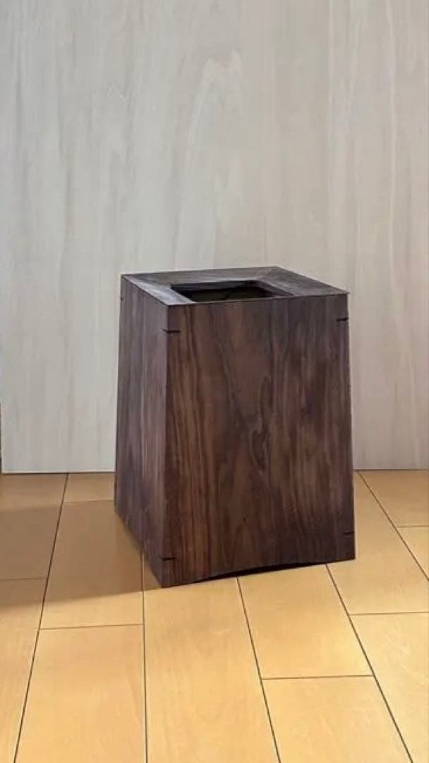 天然木のごみ箱ウォールナット入荷