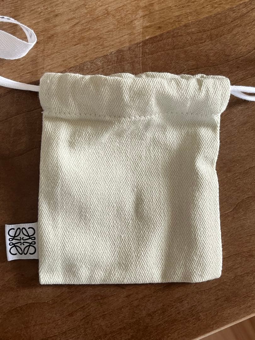 LOEWE ツイストバングル(カーフ) ブラック M