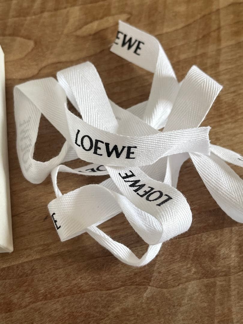 LOEWE ツイストバングル(カーフ) ブラック M