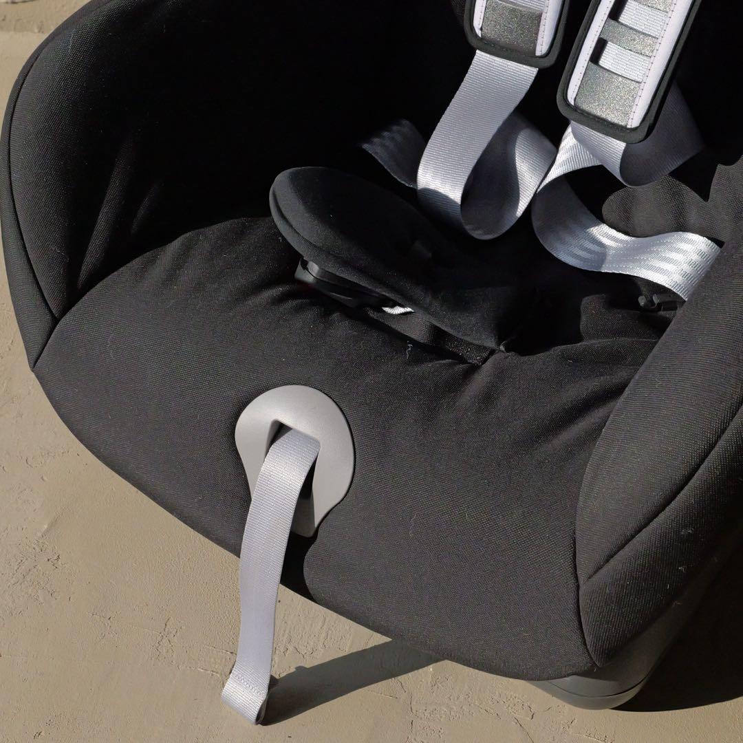 チャイルドシート　isofix対応