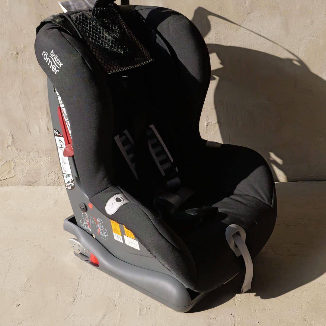 チャイルドシート　isofix対応