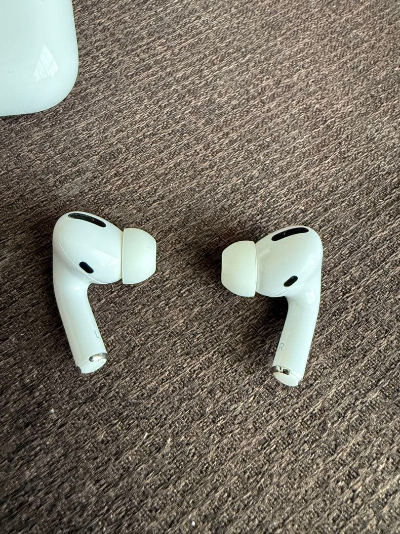 【美品】【正規品】AirPods Pro 第1世代 動作確認済み 付属品有り