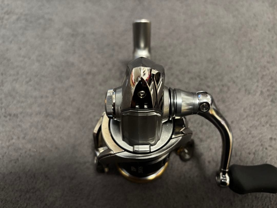 【美品】シマノ　15 ツインパワー　2500HGS