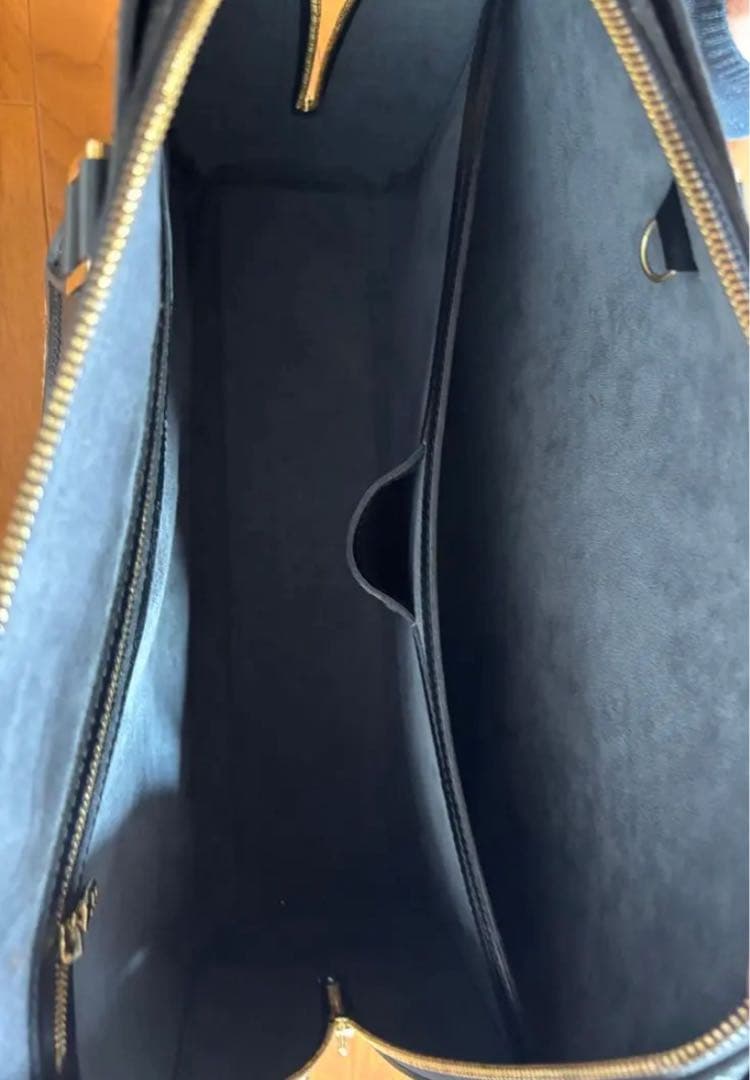 最終値下げLouis Vuitton エピレザー ビジネスバッグ ブラック