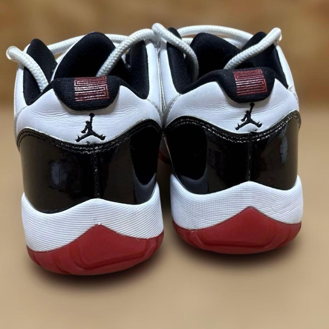 Air Jordan 11 Low ホワイト/ブラック/レッド