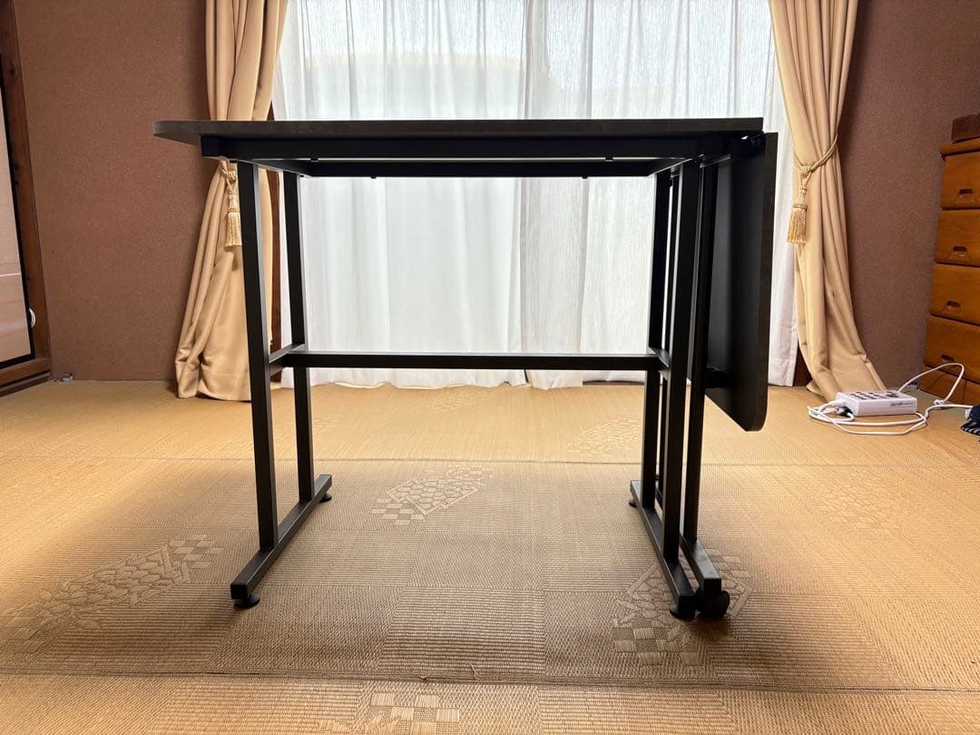 折りたたみダイニングテーブル