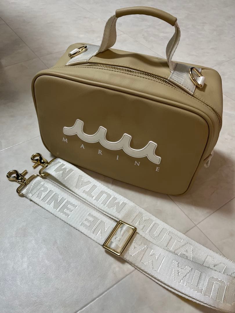 ムータ　バック