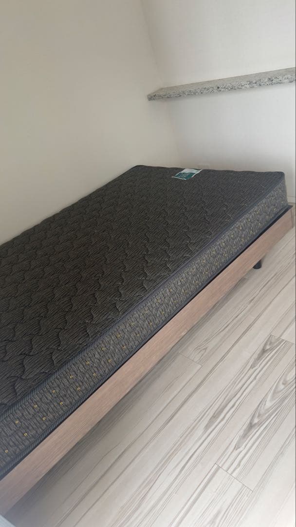 フランスベッド　セミダブルフレーム　マットレス付き　日本製