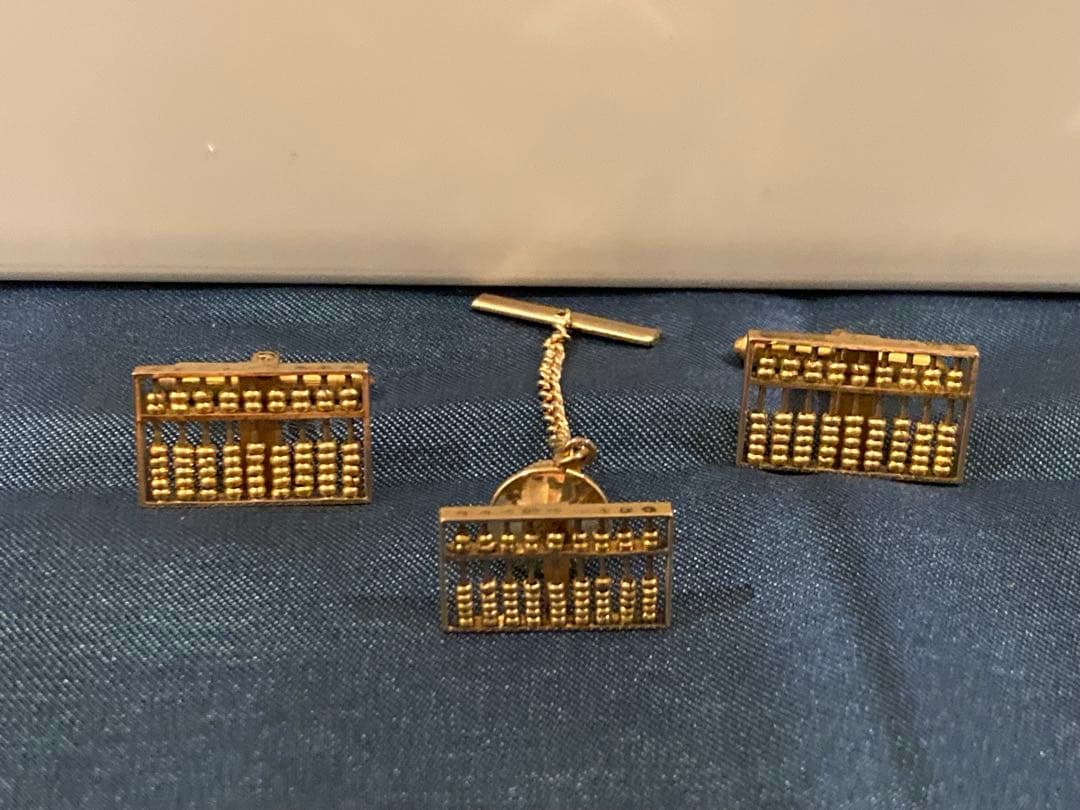 14K 金製 そろばんモチーフ カフス＆ネクタイピン 3点セット　商売繁盛祈願