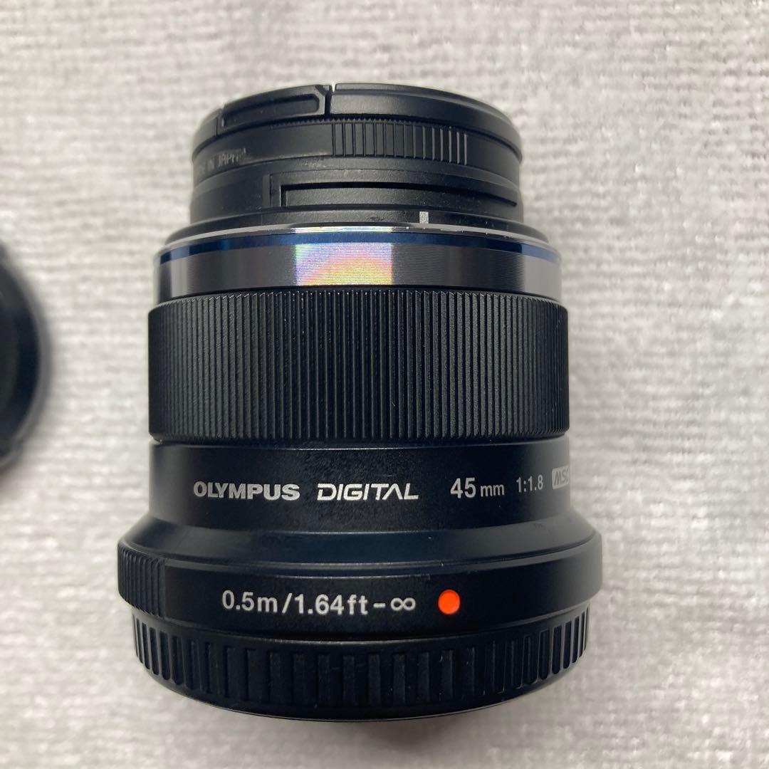 M.ZUIKO DIGITAL 45mm F1.8 保護フィルタ/予備キャップ付