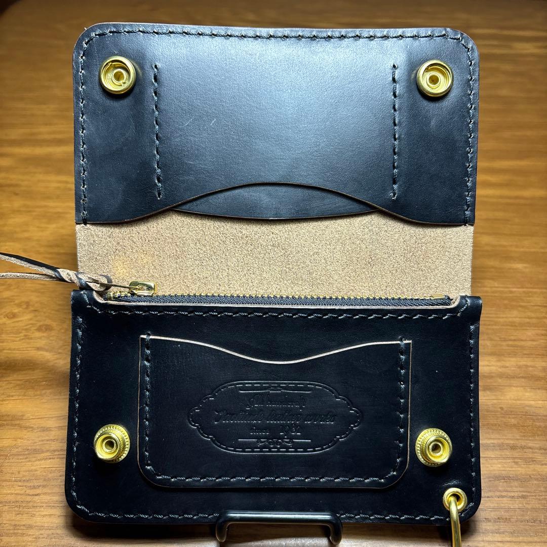 トラッカーウォレット クロムエクセル　ミドル　2層タイプ　フリーポケット付き