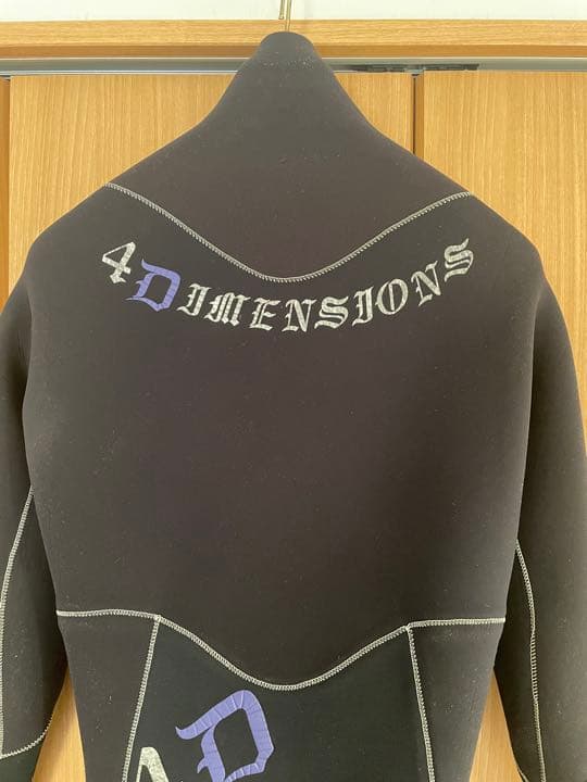 4dimensions ネックエントリー型ドライスーツ