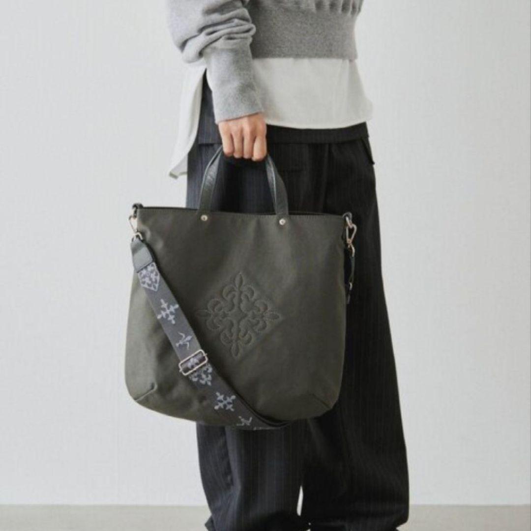 お値下げ新品ラシット「昨年即完売したアイテムが復活!」 2wayバッグ