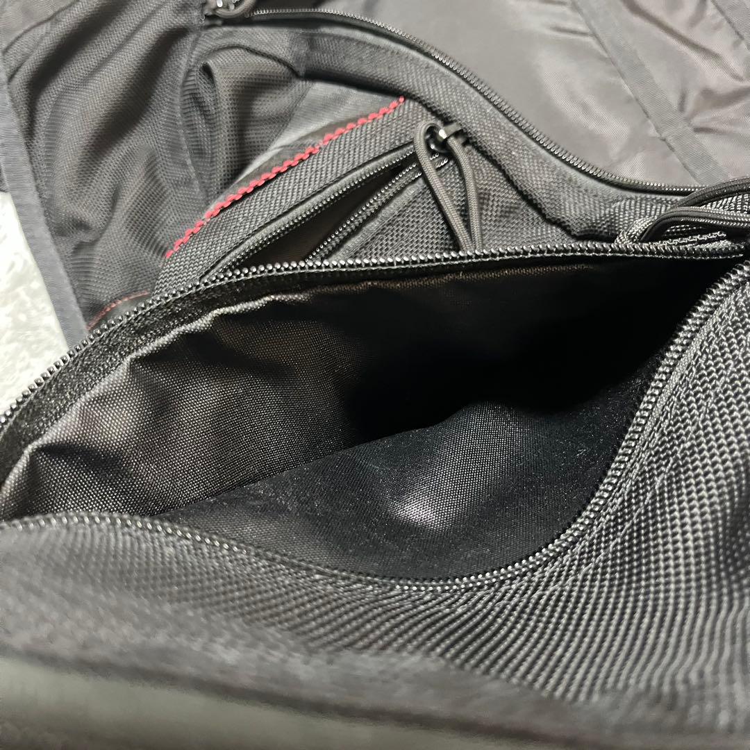 バッグ BRIEFING HUGGER BLACK made in USA