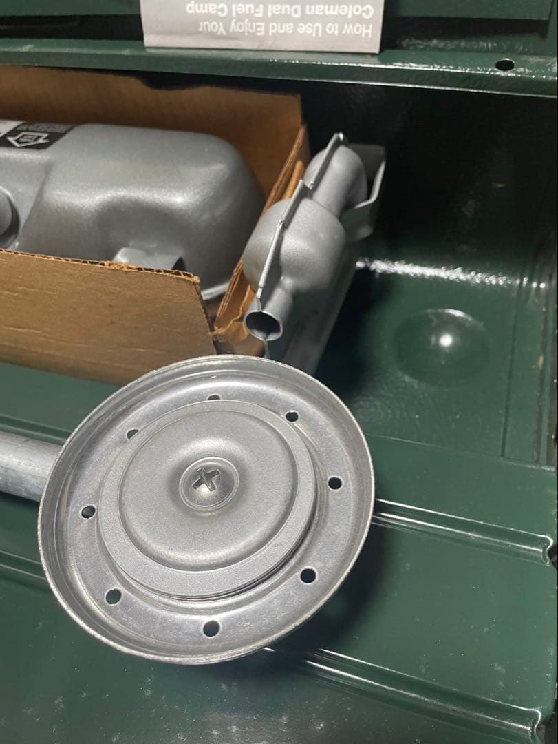 未使用コールマンDual Fuel Campstove 424