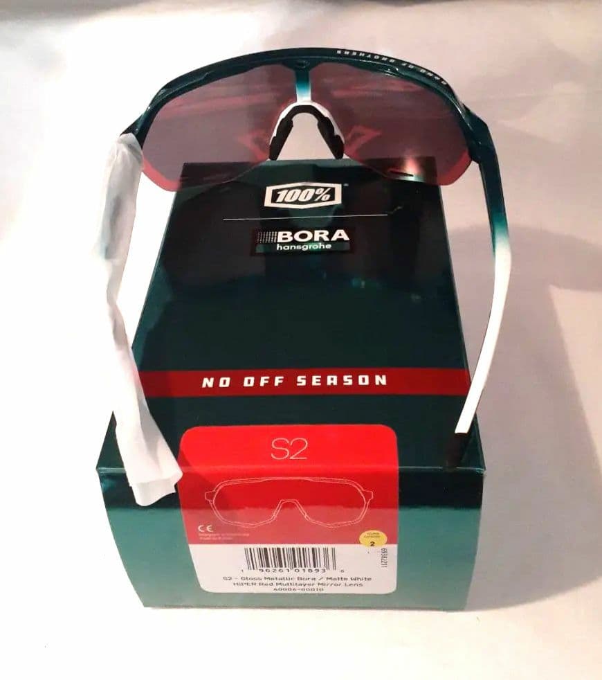 r 100% S2 BORA グリーンラメ ワンハンドレッド サングラス