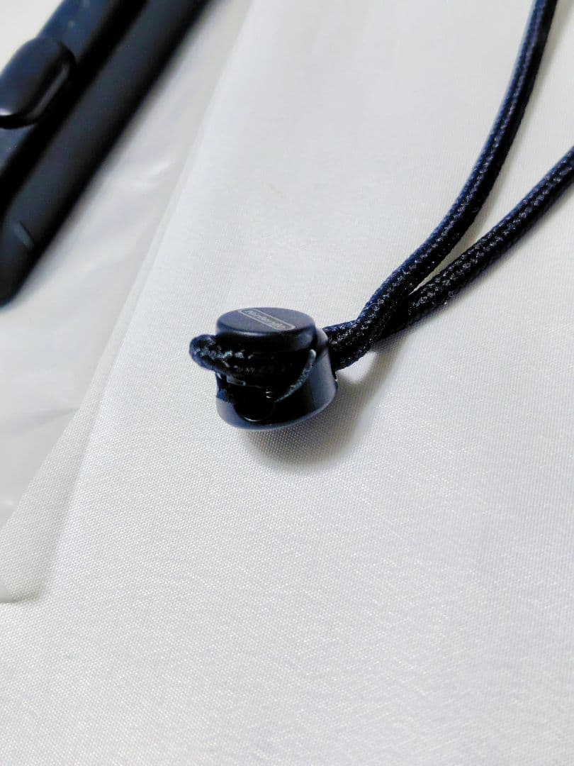 NintendoSwitch　初期中古　約8年前　動作良好　Amazon産　本体