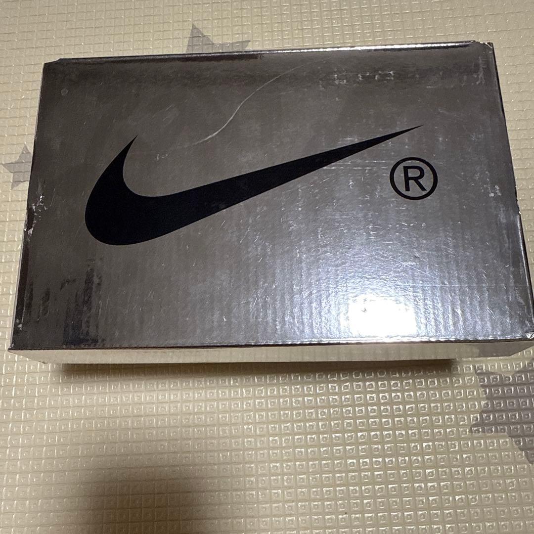 ファーストシューズ　ナイキ