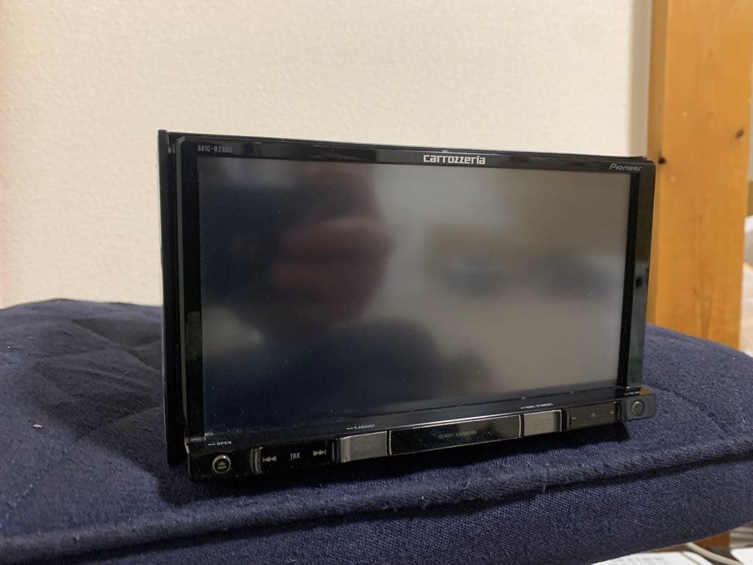 カーナビ carrozzeria AVIC-RZ800-D