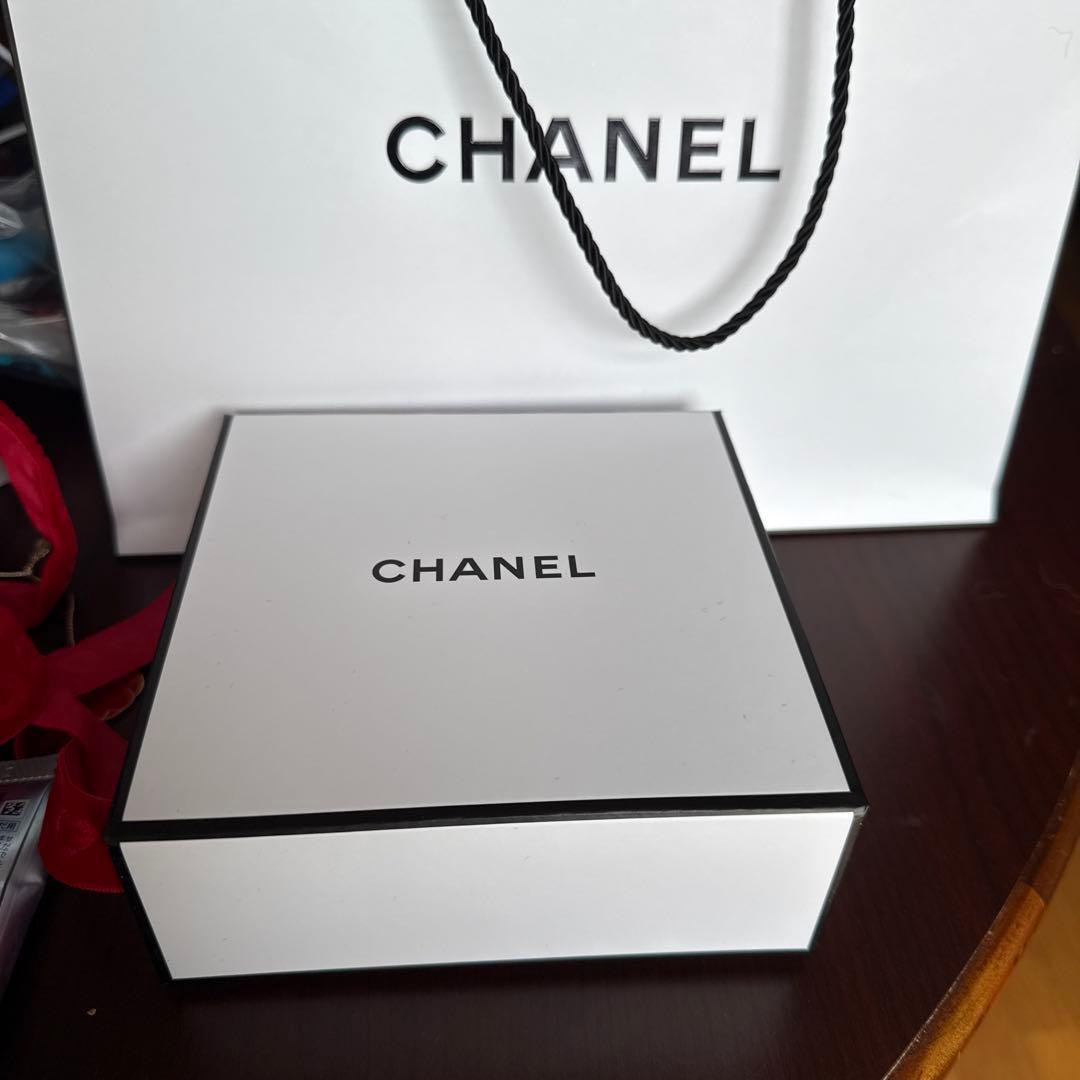 BLEU DE CHANEL オードトワレ 50ml ギフトボックス入り