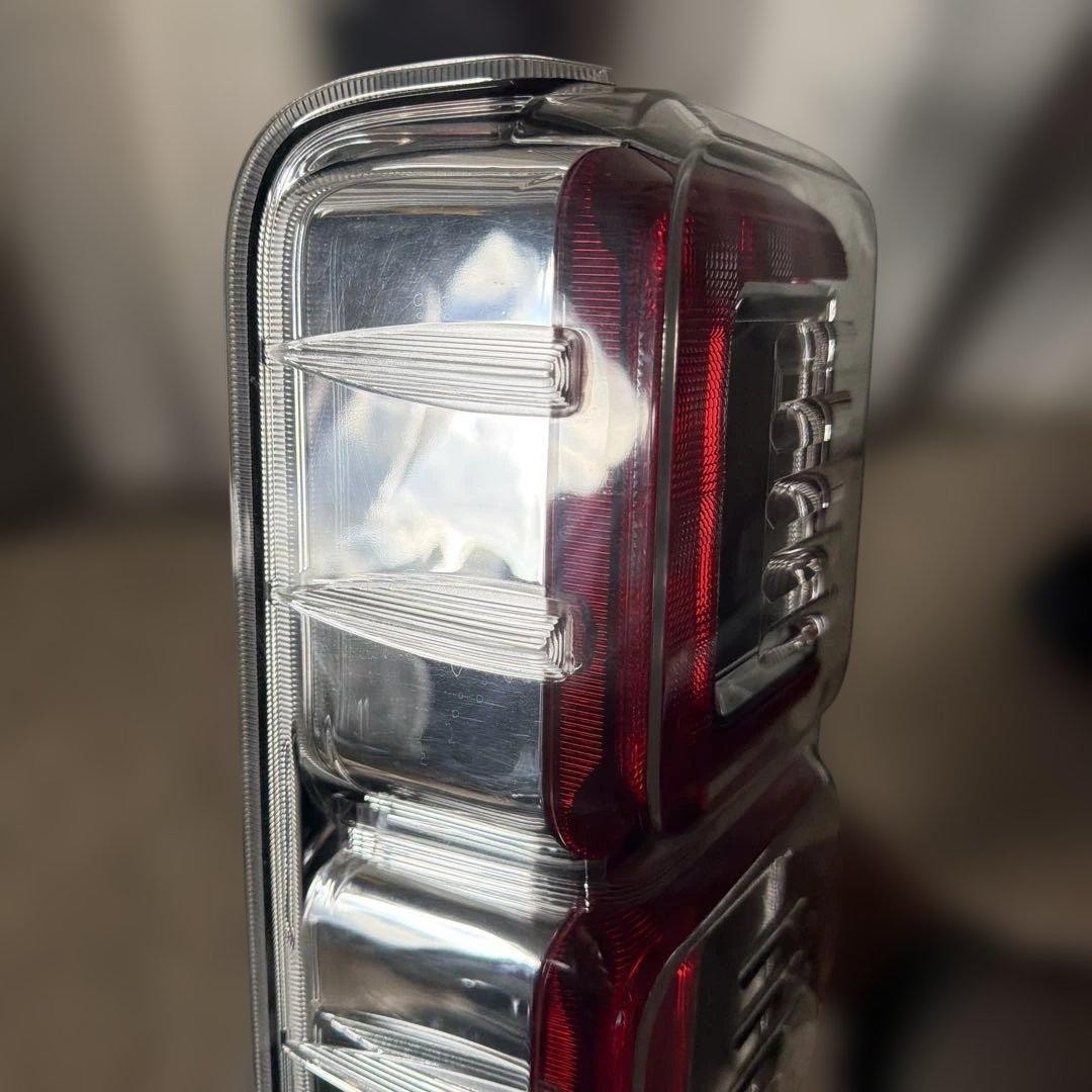 2019年 ウェイク トヨタ純正 LA700S 左テールランプ