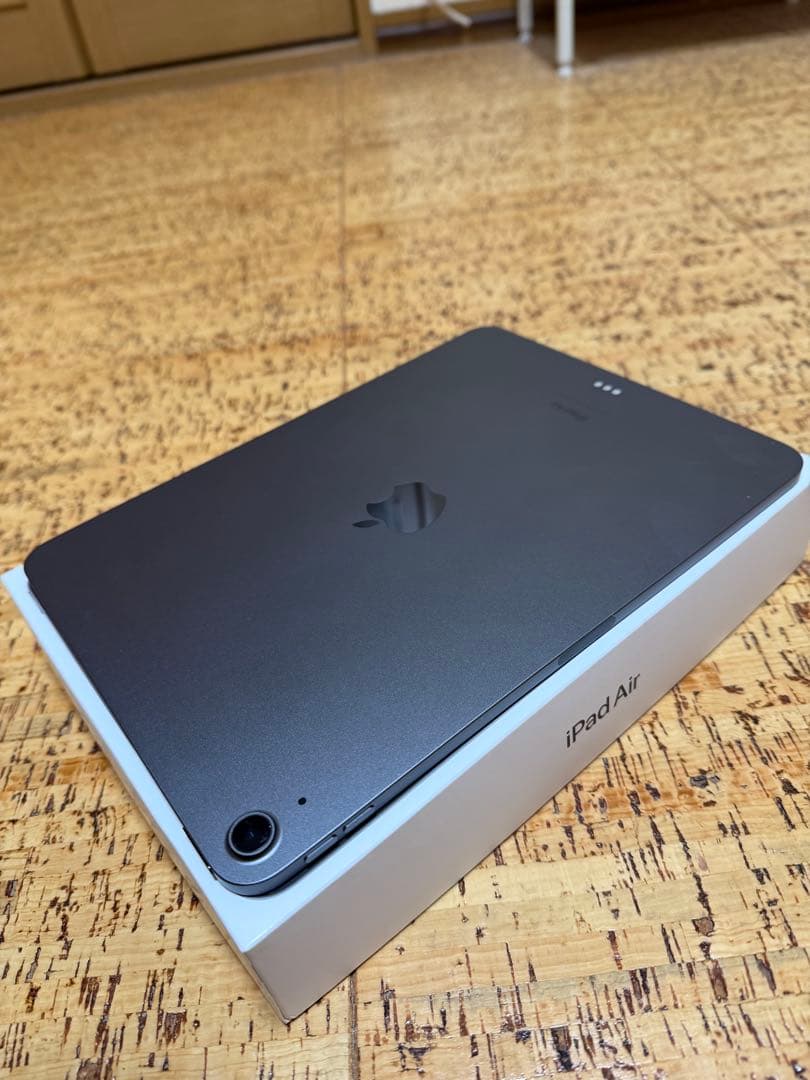 ★美品★iPad Air第5世代 M1 WiFi 256GB+pencil