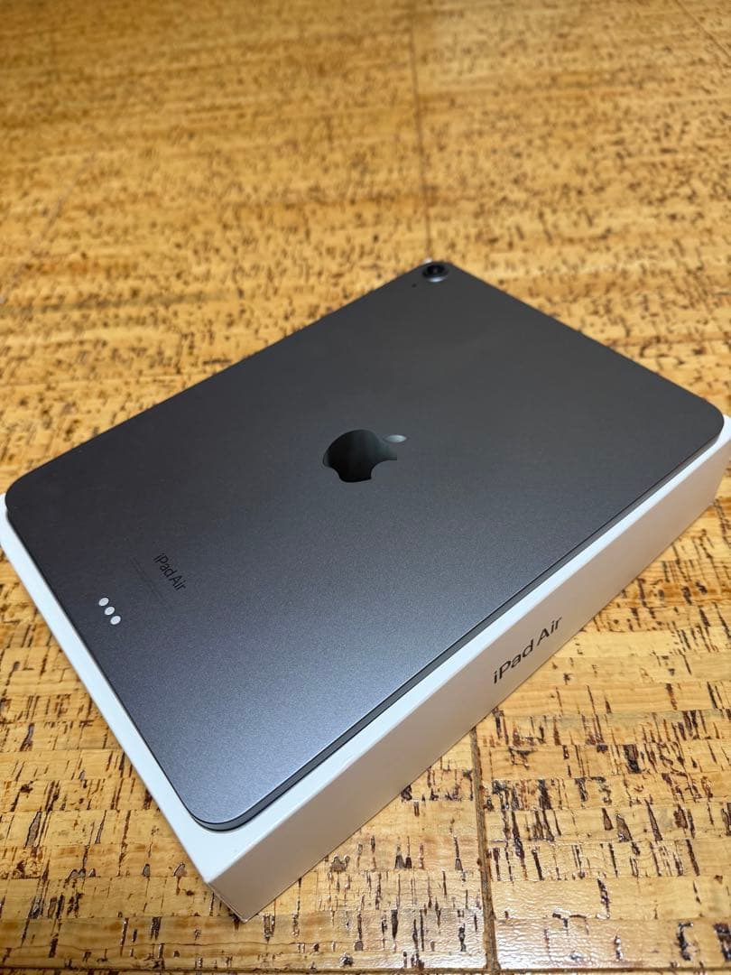 ★美品★iPad Air第5世代 M1 WiFi 256GB+pencil